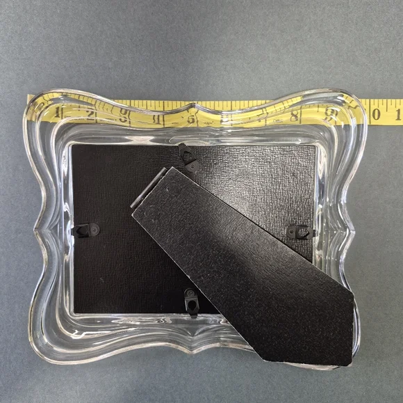 Elegant Clear Glass Picture Frame - Crystal? - Picture 7 of 7